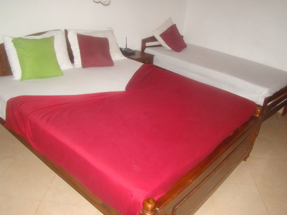 Pinidiya Resort Anuradhapura Exterior photo